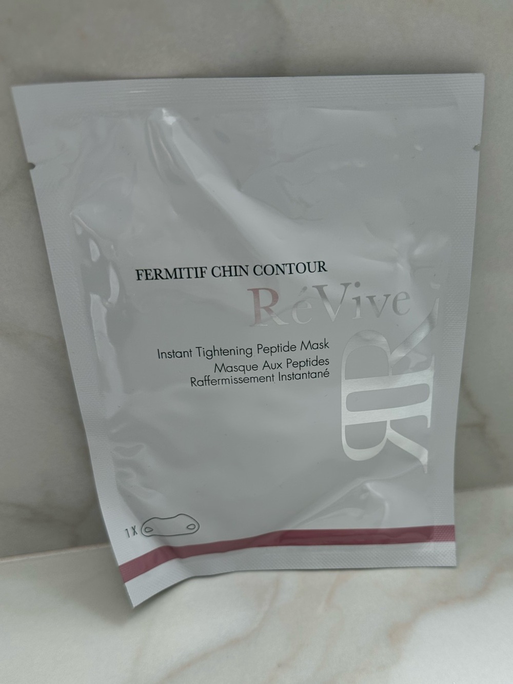New. ReVive. Chin Contour Mask. 1 mask.